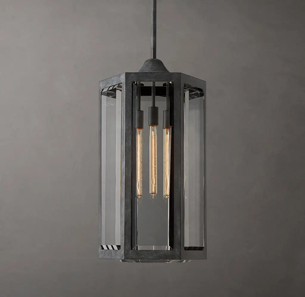 Chevalier Grand Pendant