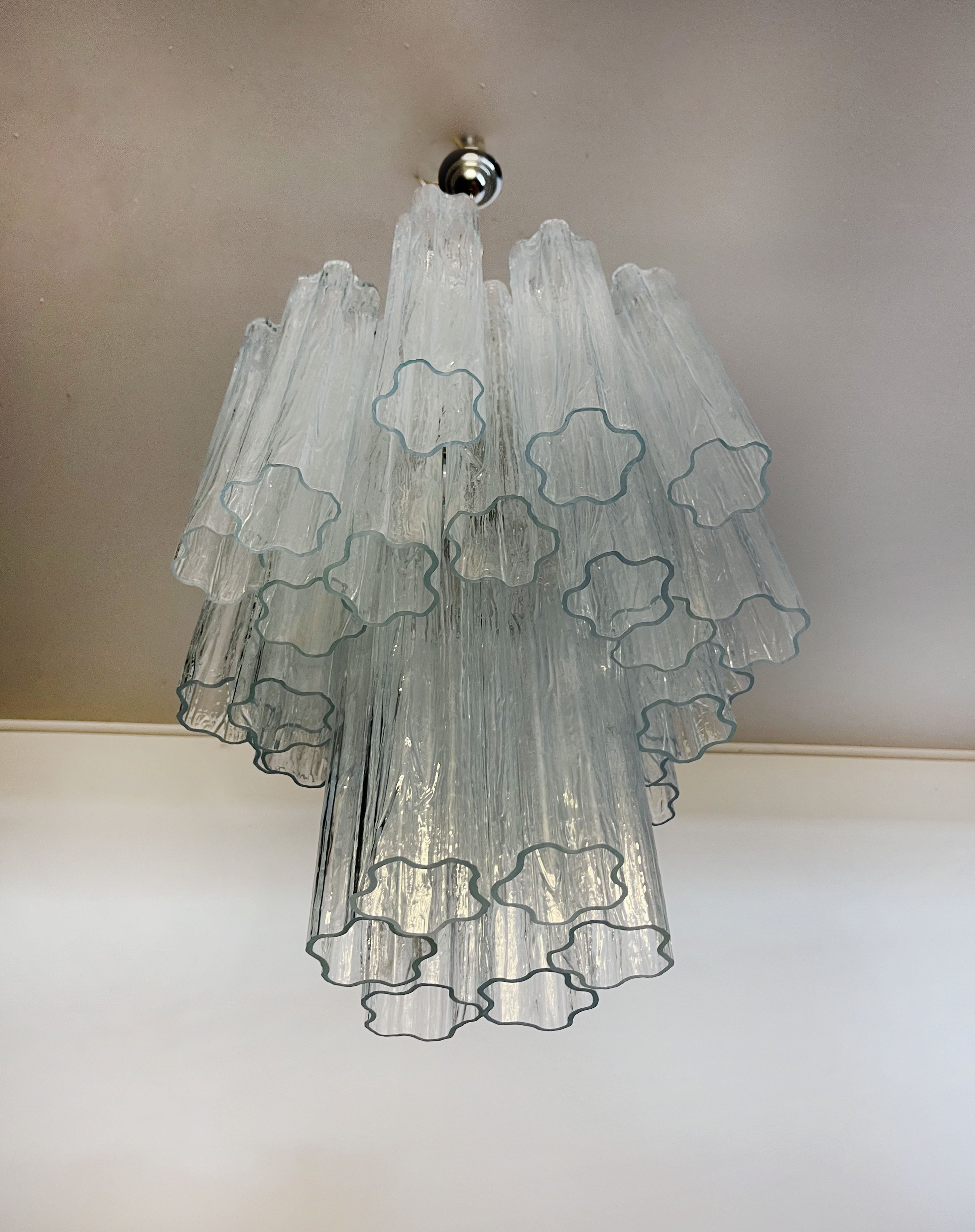 Murano Chandelier – 30 tubes – Clear Glass Tubes by Meetlighting