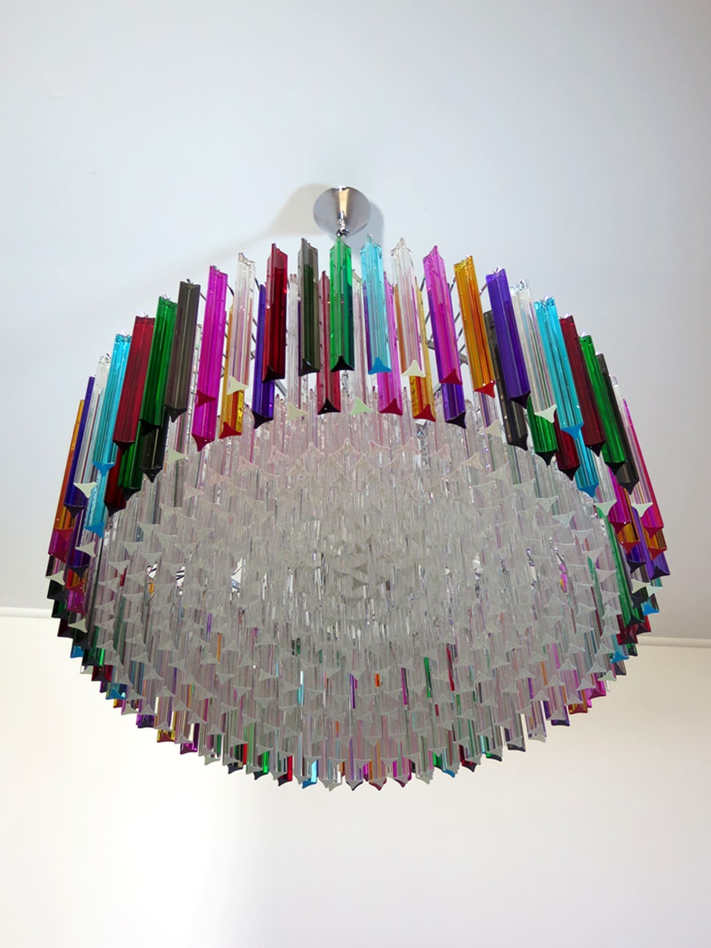 Murano Chandelier – Triedri Round – 391 prisms – Multi by Meetlighting