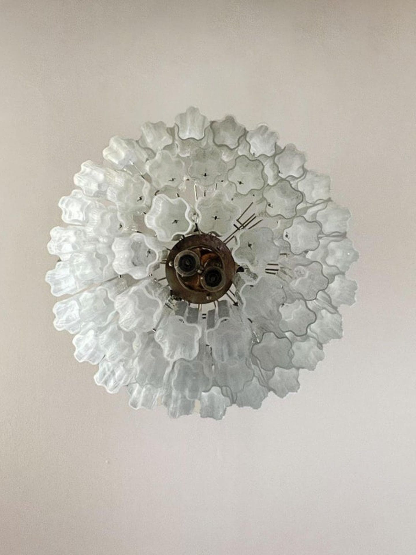 Murano Chandelier – 48 tubes – Alabaster White