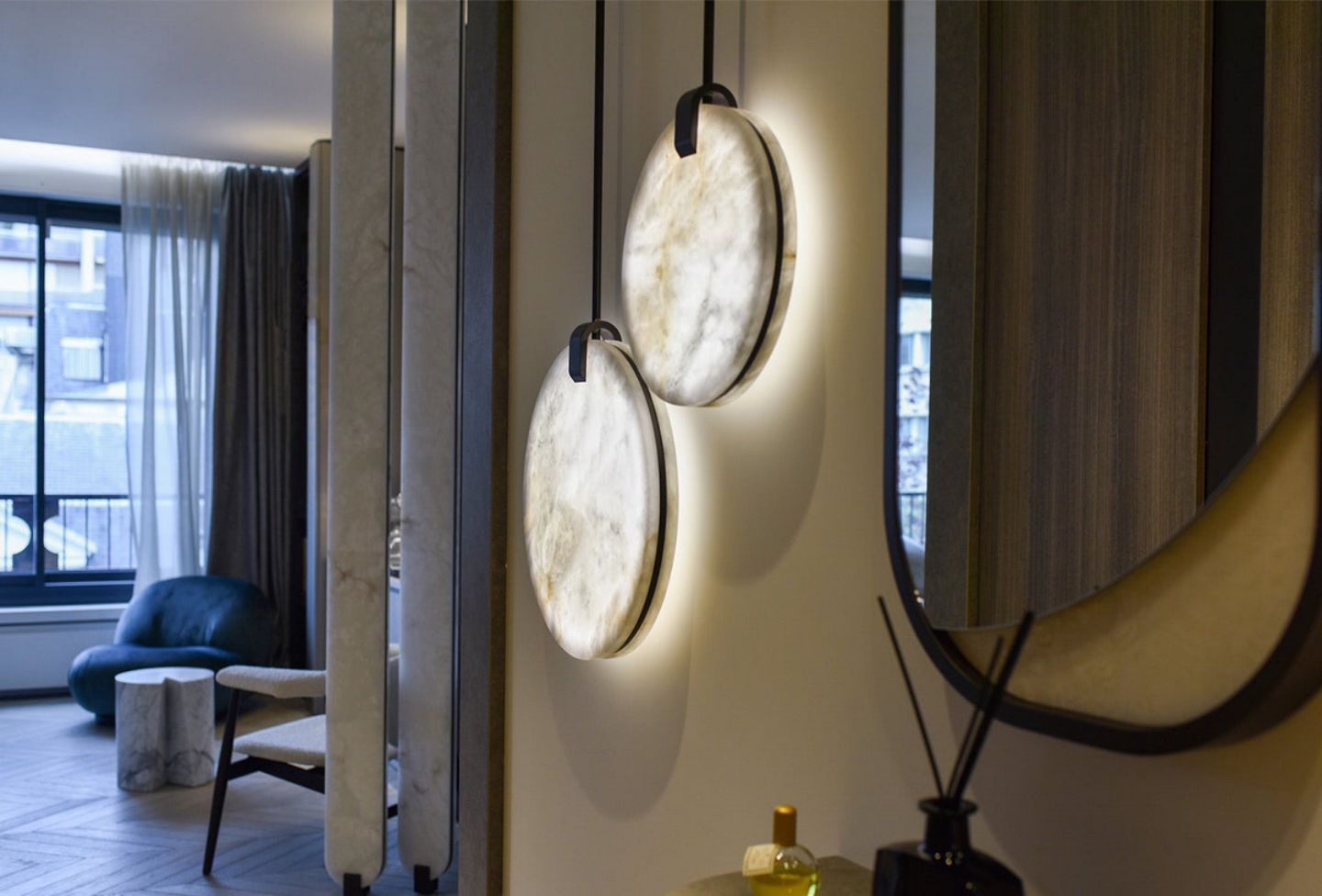 Alabaster Disc Pendant Light-Meet Lighting