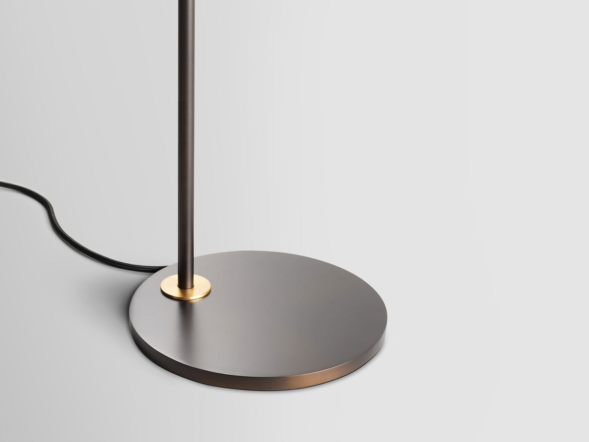 Dessay Task Lamp by Meetlighting
