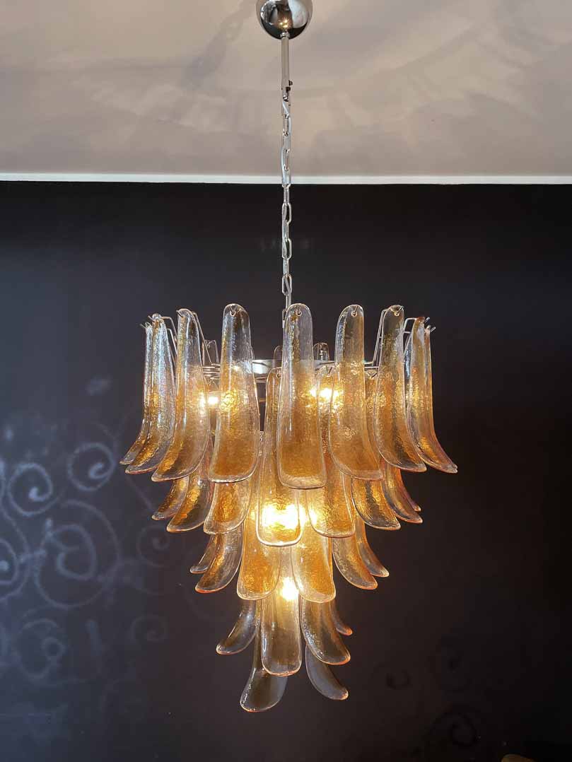 Murano Chandelier – 52 petals – Amber