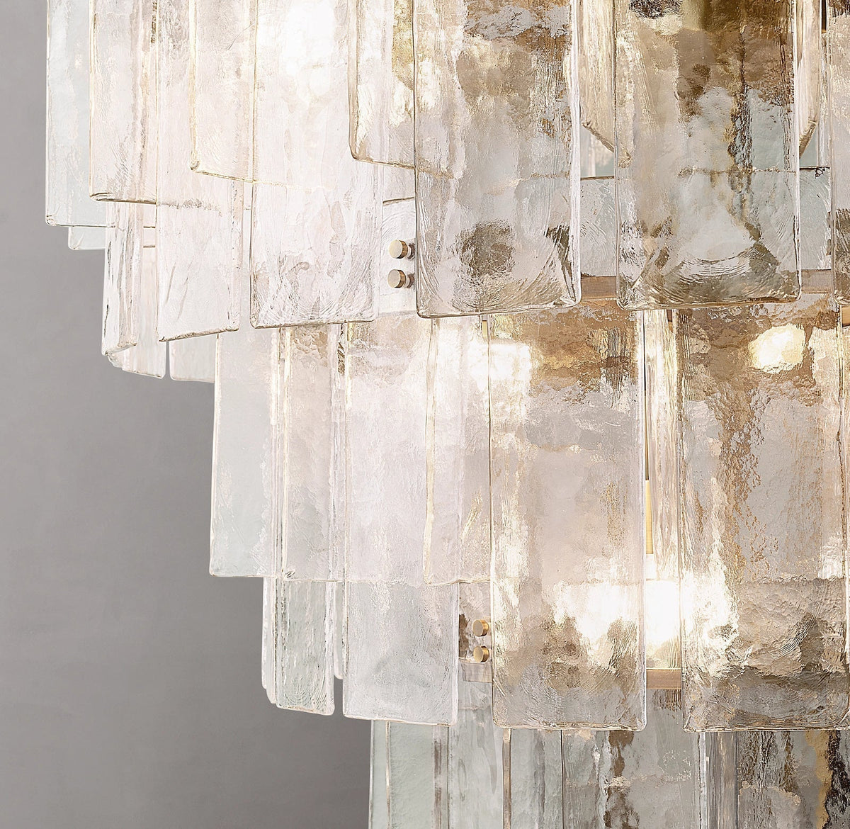 Lottice Tired Round Chandelier 47"