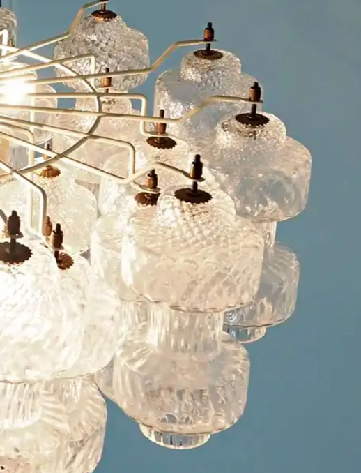 Murano Chandelier – 37 glasses- Transparent
