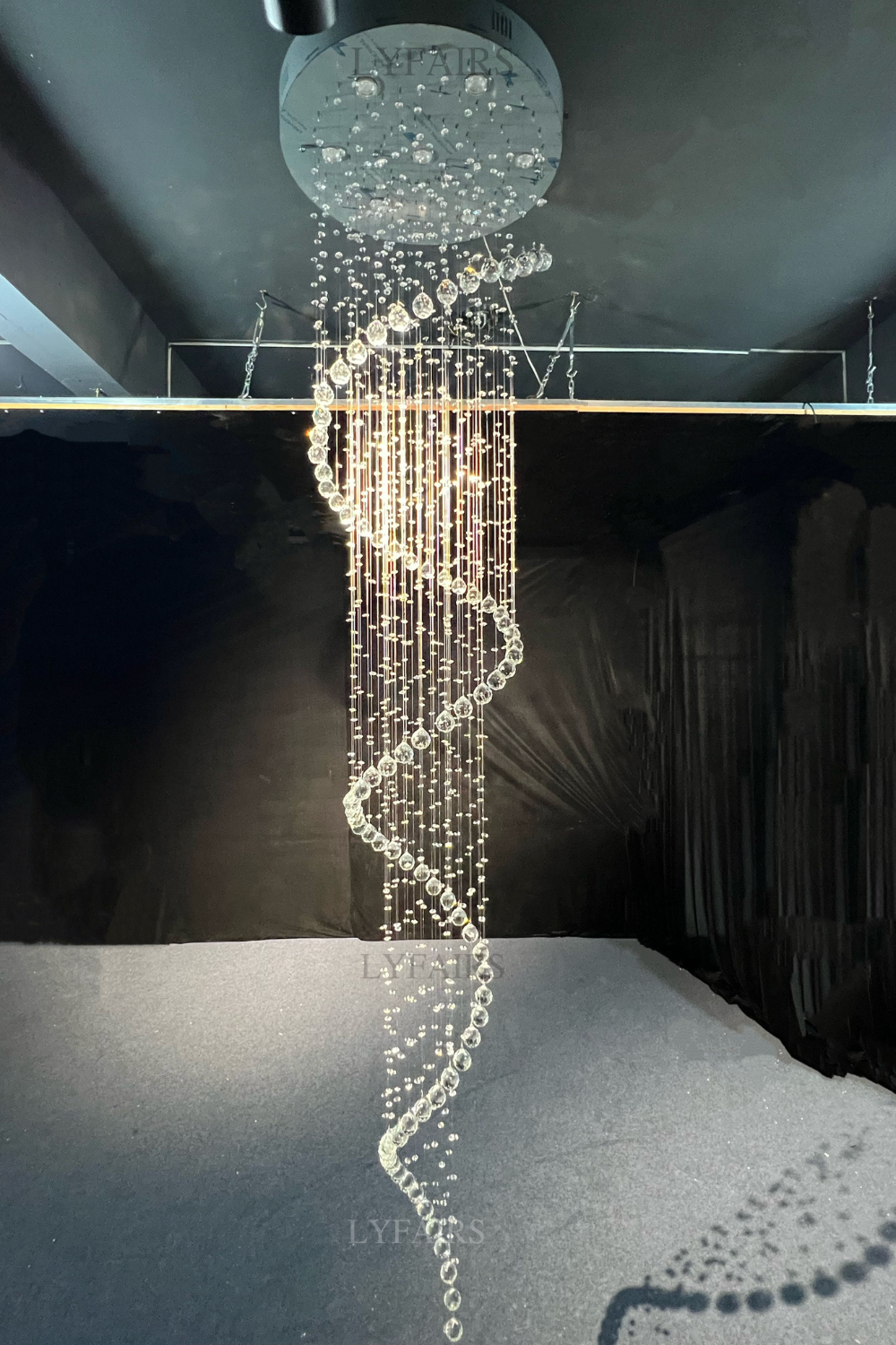 Extra Large Modern Spiral Raindrop Crystal Chandelier For Entryway-MEET LIGHTING