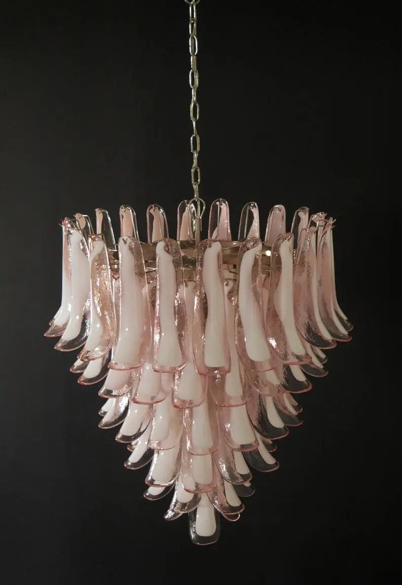 Murano Chandelier – 75 petals – Pink by Meetlighting
