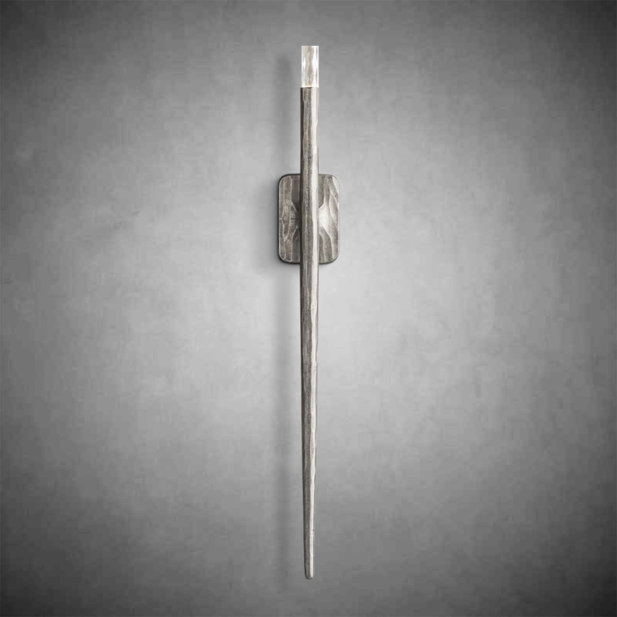 Thadeas Grand Sconce