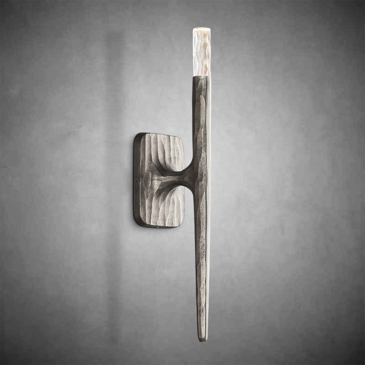 Thadeus Sconce