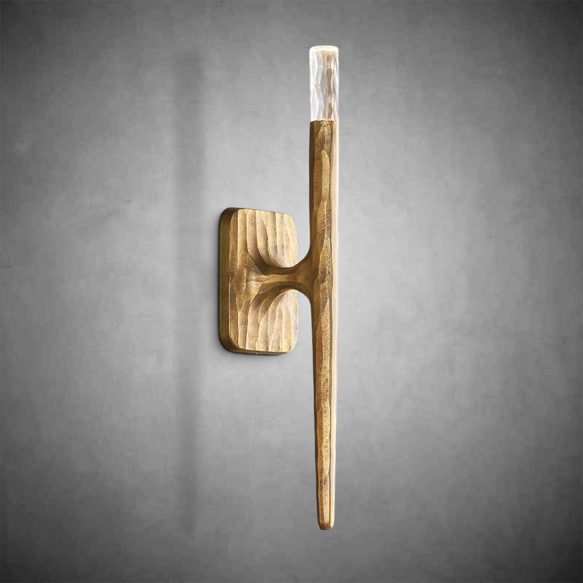 Thadeus Sconce