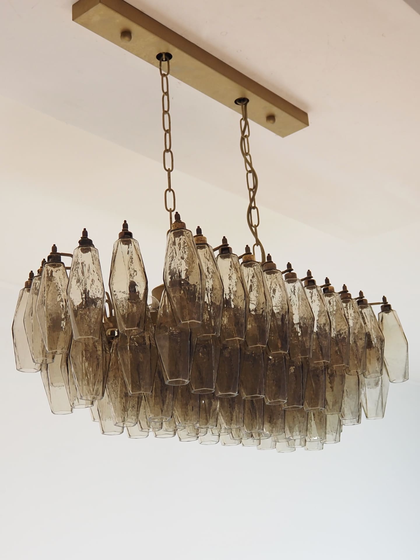 Murano Chandelier 29.5"W – Poliedri – 84 glasses – Smoked by Meetlighting