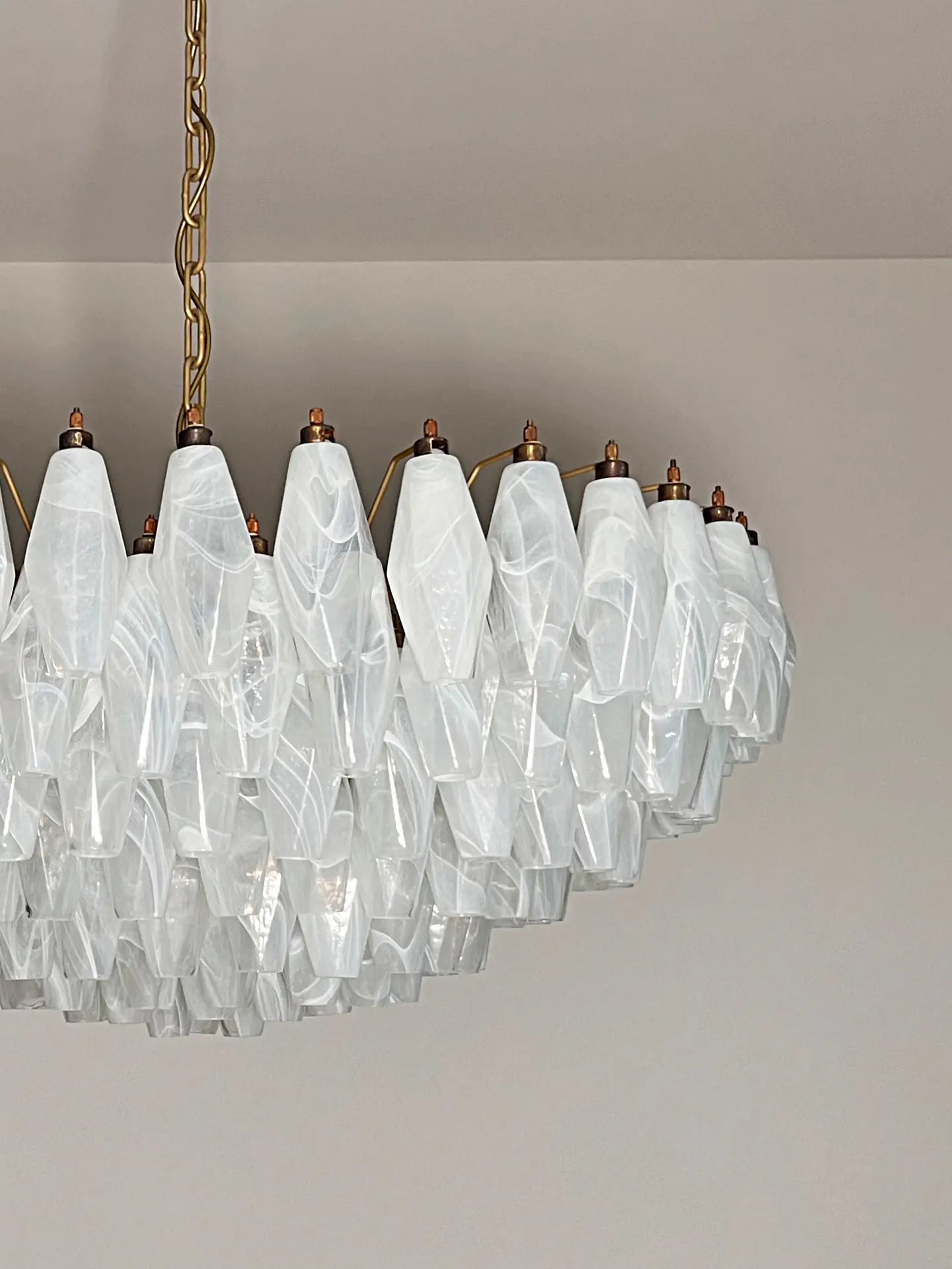 Murano Chandelier – Poliedri – 185 glass – White Alabaster by Meetlighting