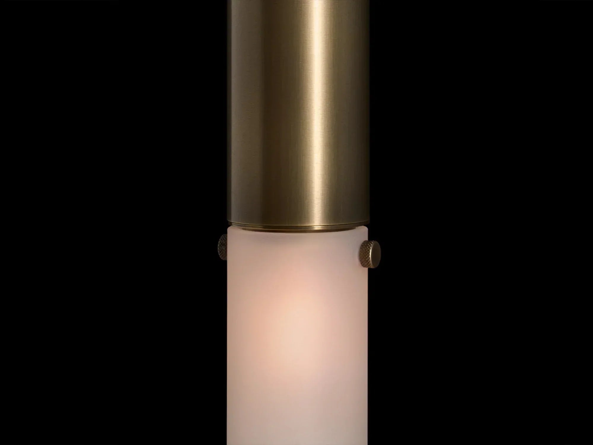 Antonia Horsehair Wall Sconce by Meetlighting