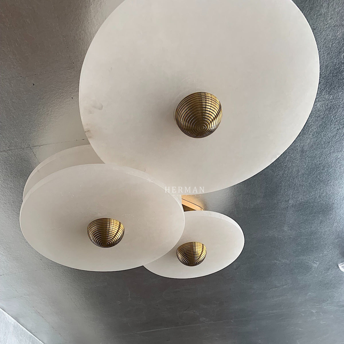 Median Alabaster Flush mount - 3 Surface by Meetlighting