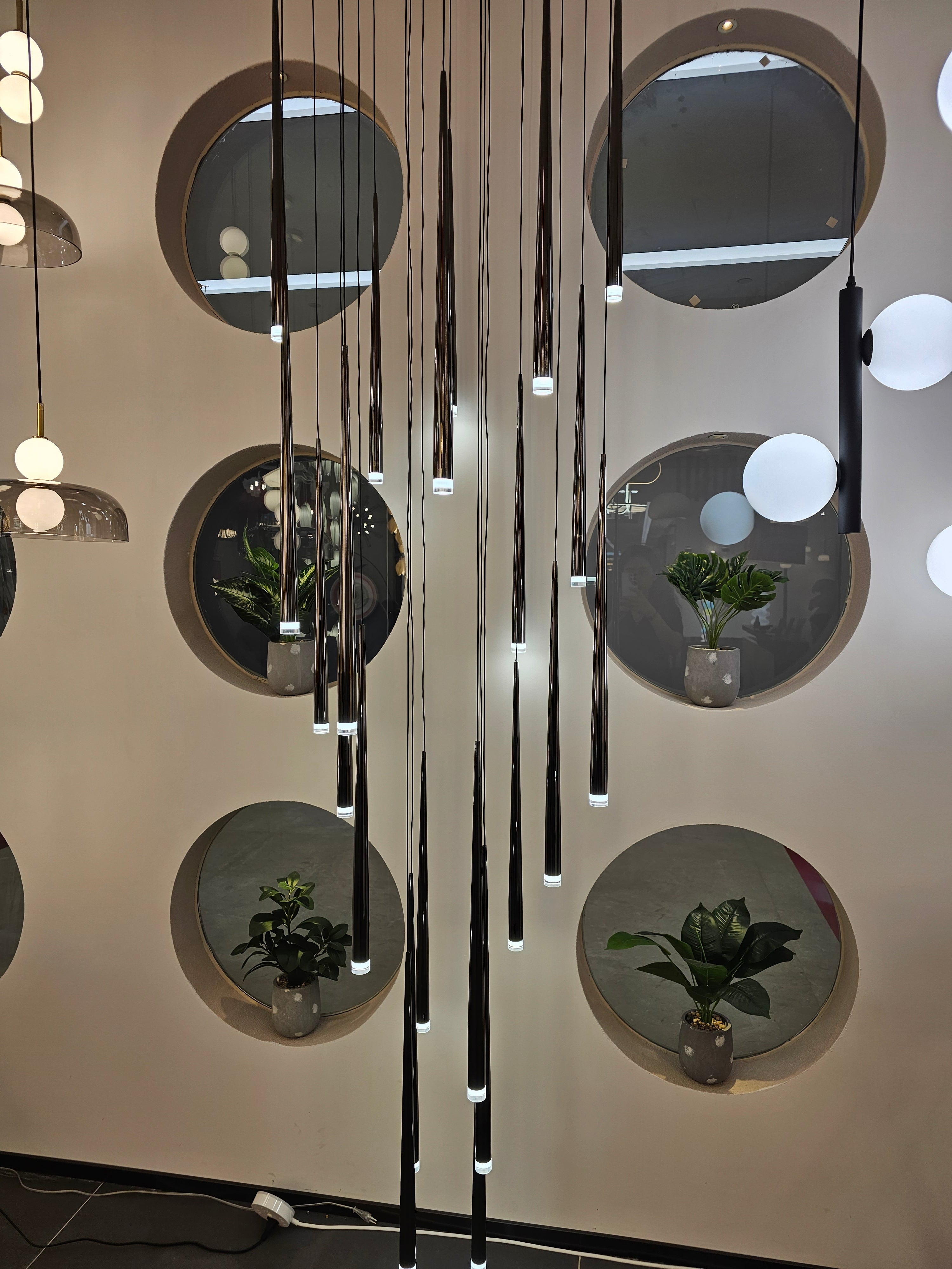 Minimalism Black Metal Ceiling Pendant Lighting Fixture For Staircase in Gold/ Black Finish