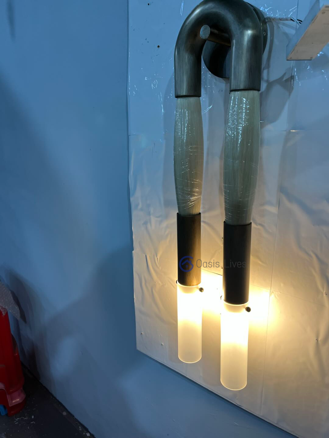 Antonia Horsehair Double Sconce by Meetlighting