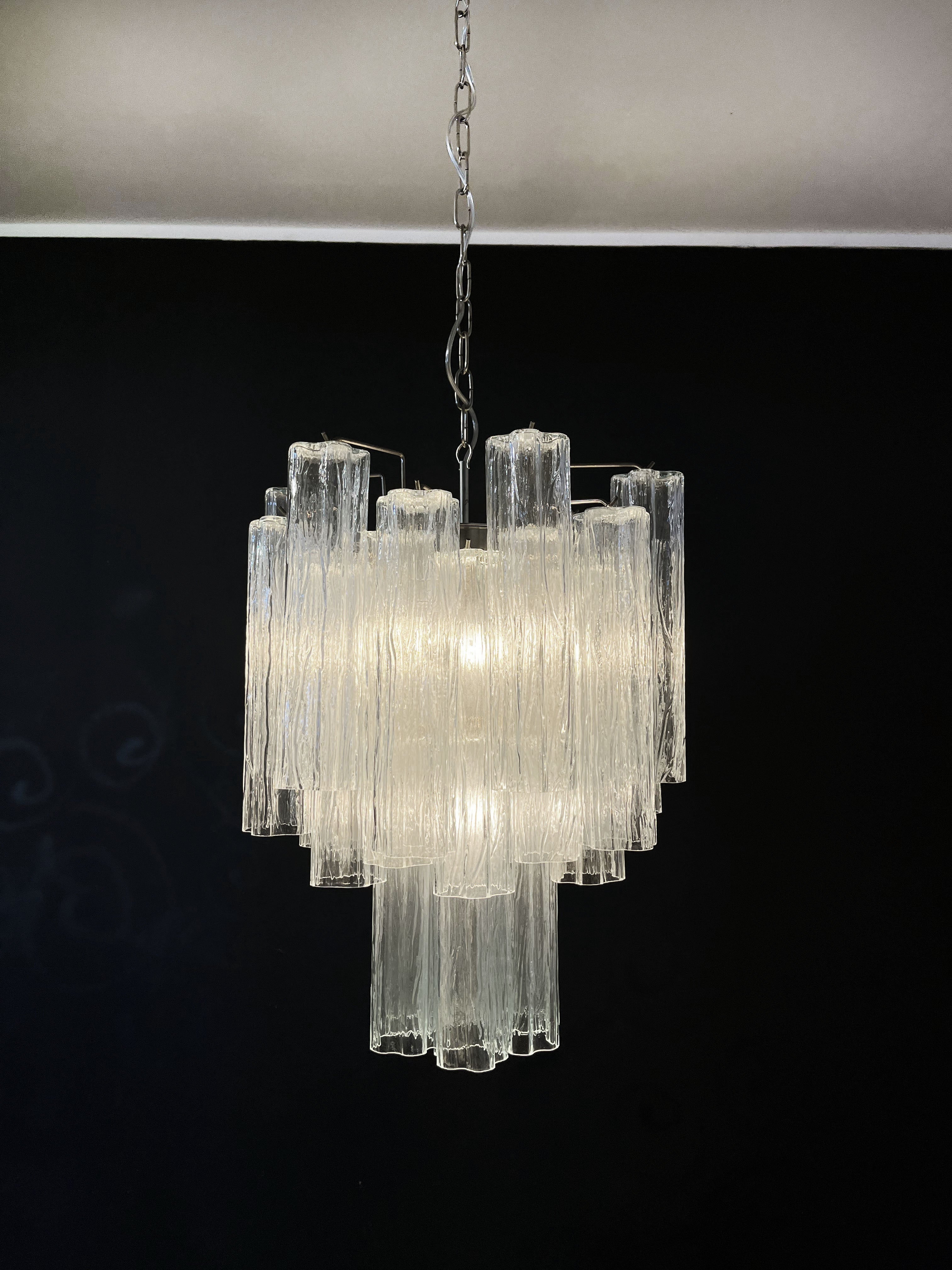 Murano Chandelier – 30 tubes – Clear Glass Tubes by Meetlighting