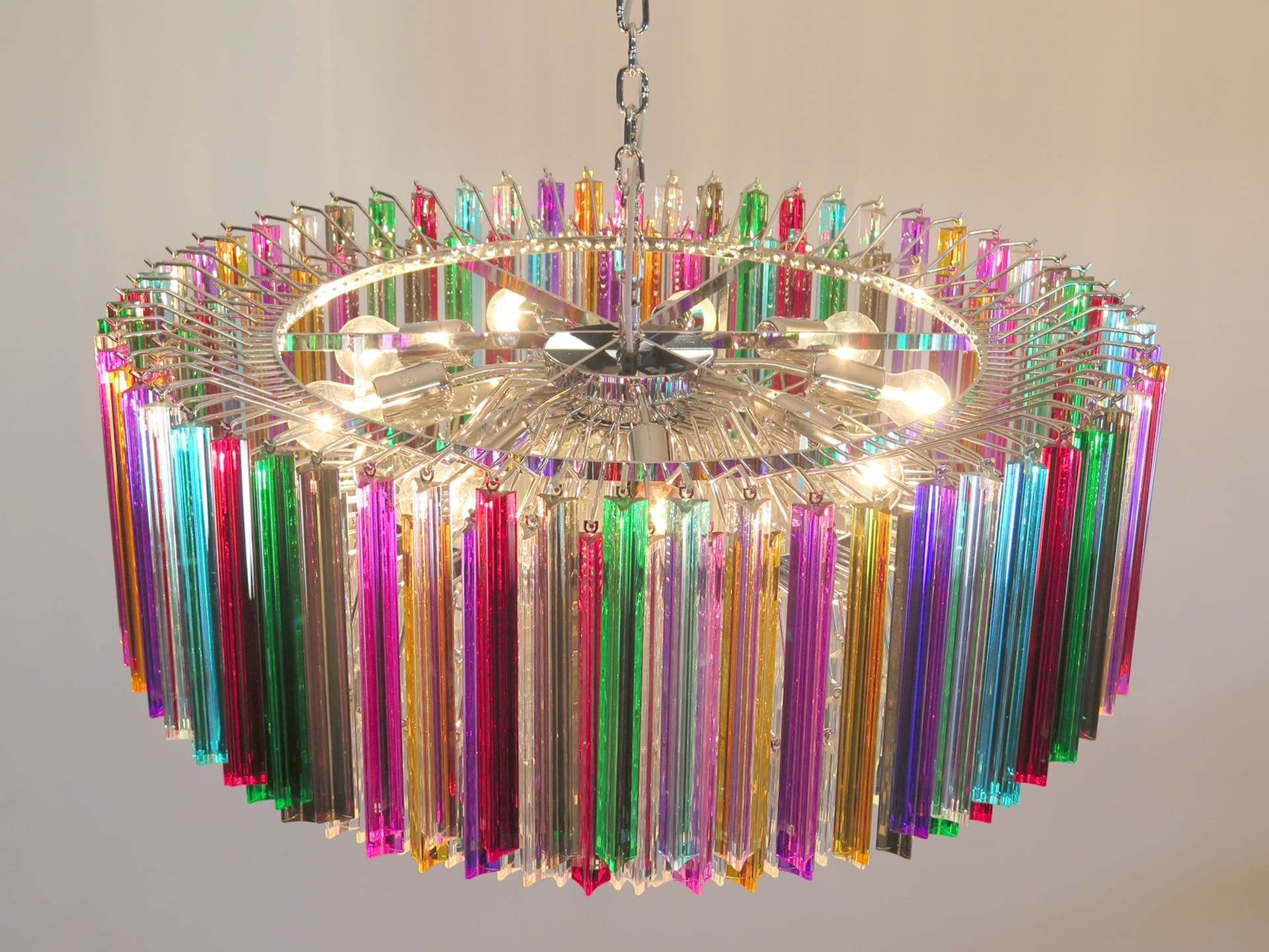 Murano Chandelier – Triedri Round – 391 prisms – Multi by Meetlighting