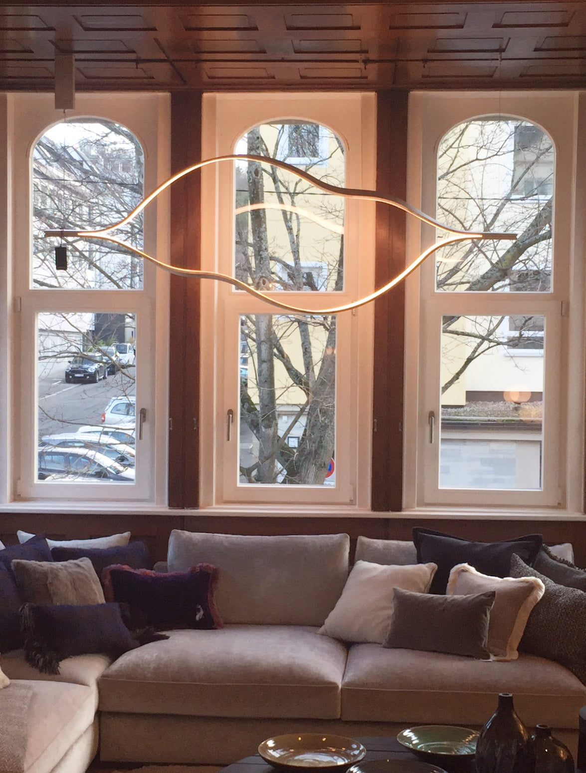 Modern Simple Brass Waving Chandelier for Living/Dining Room/Kitchen Island-MEET LIGHTING