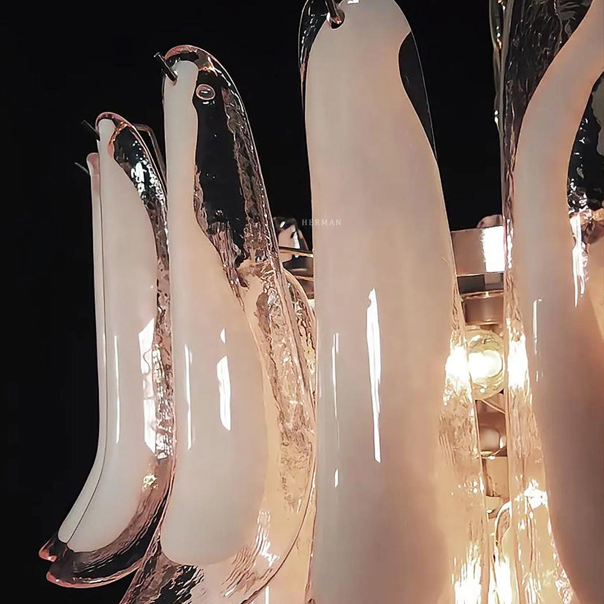 Murano Chandelier – 52 petals – Pink