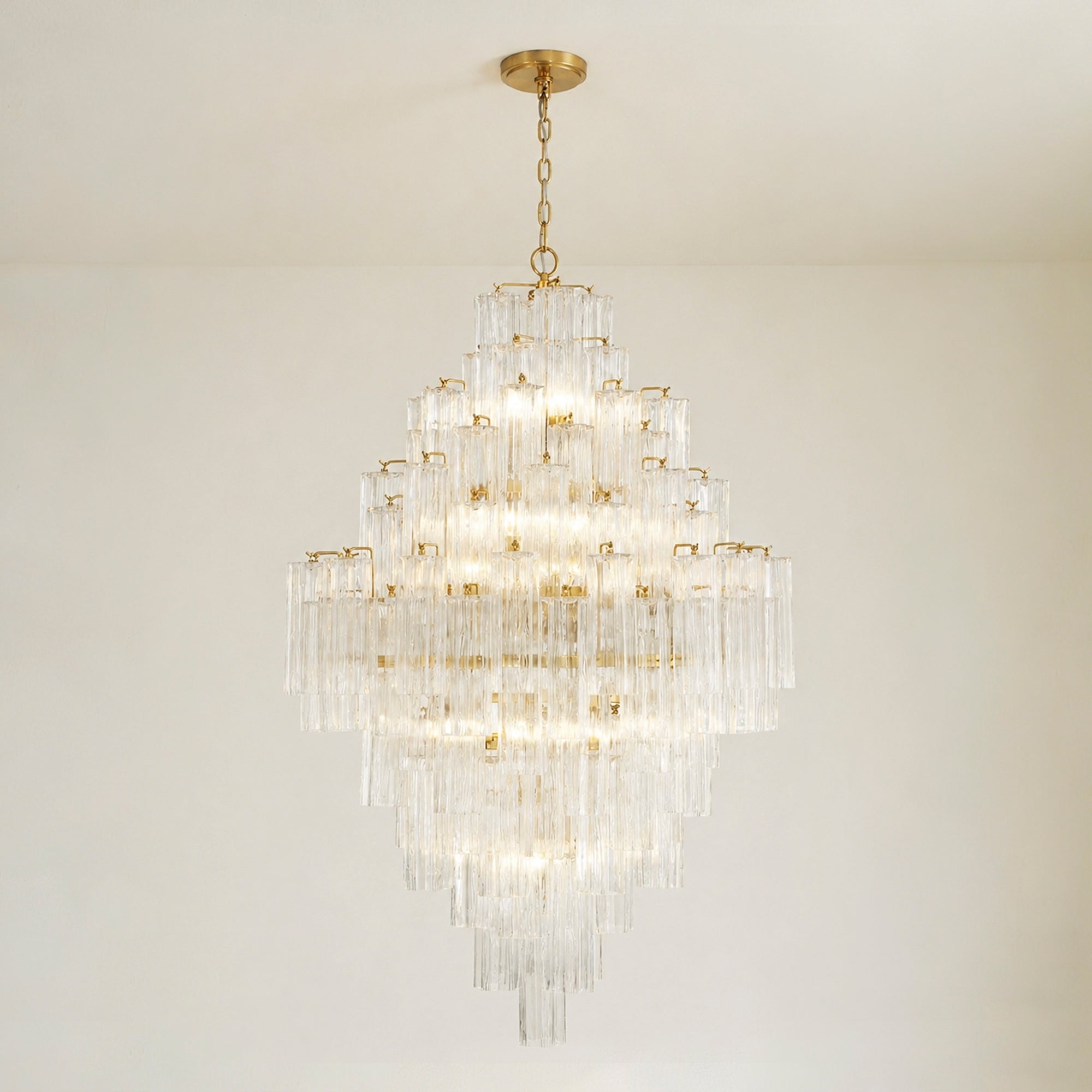 Addis Diamond Chandelier by Meetlighting