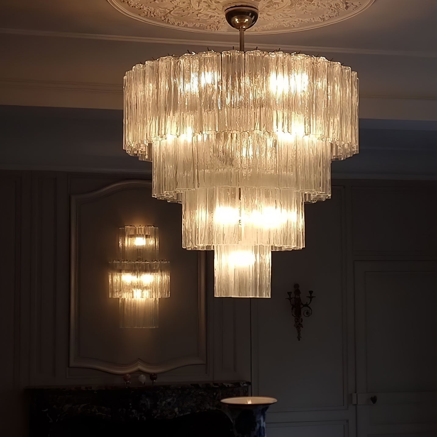 Addis Chandelier by Meetlighting