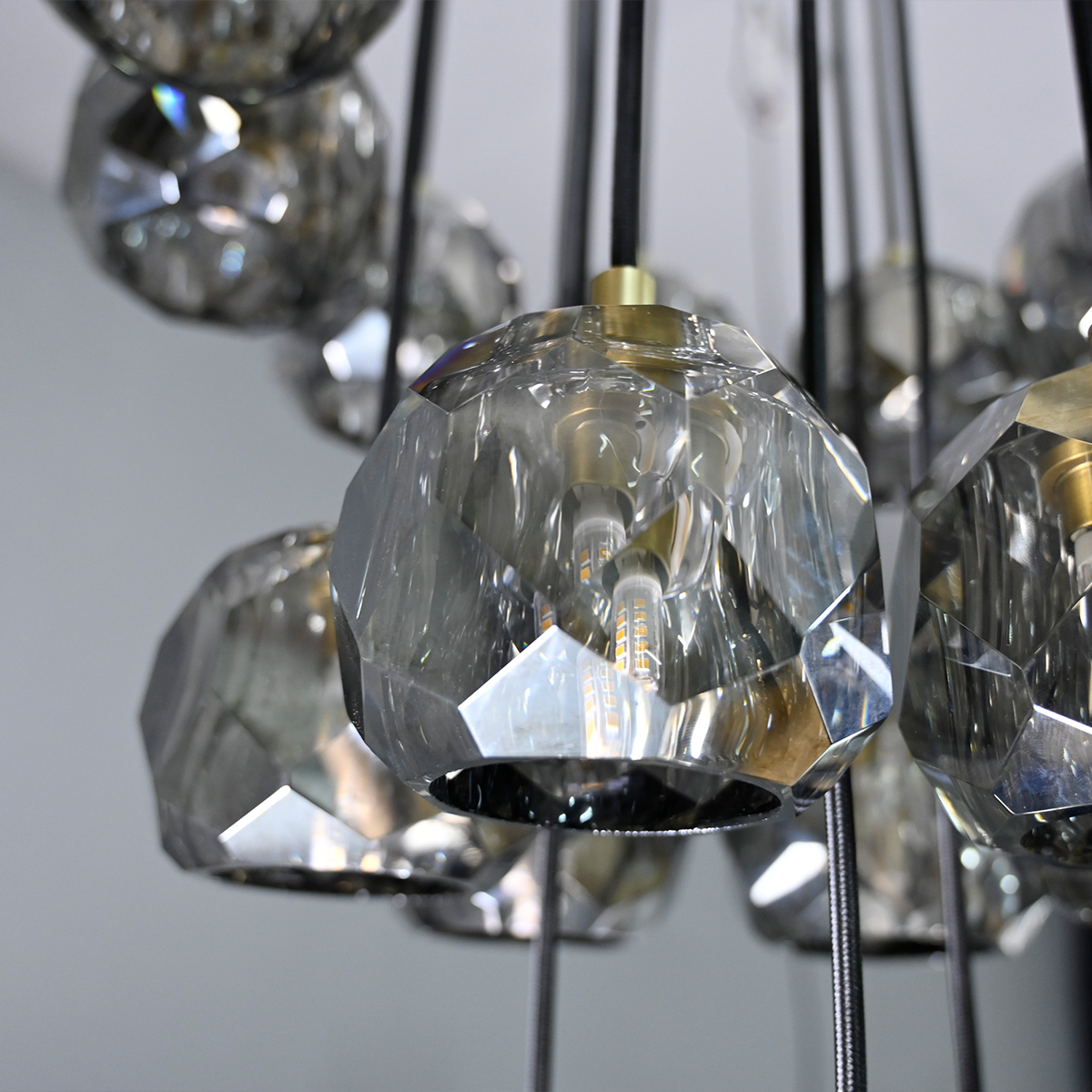 Bille De Crystal Ball Cluster Chandelier 19"-Meet Lighting