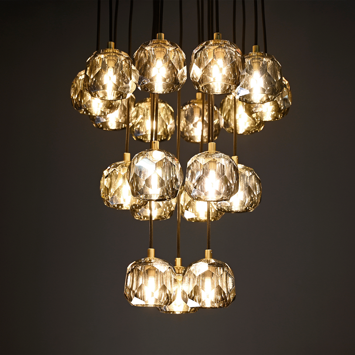 Bille De Crystal Ball Cluster Chandelier 19"-Meet Lighting