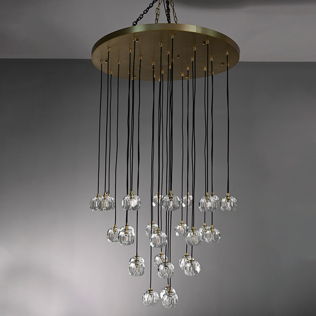 Bille De Crystal Round Cluster Chandelier 30"-Meet Lighting