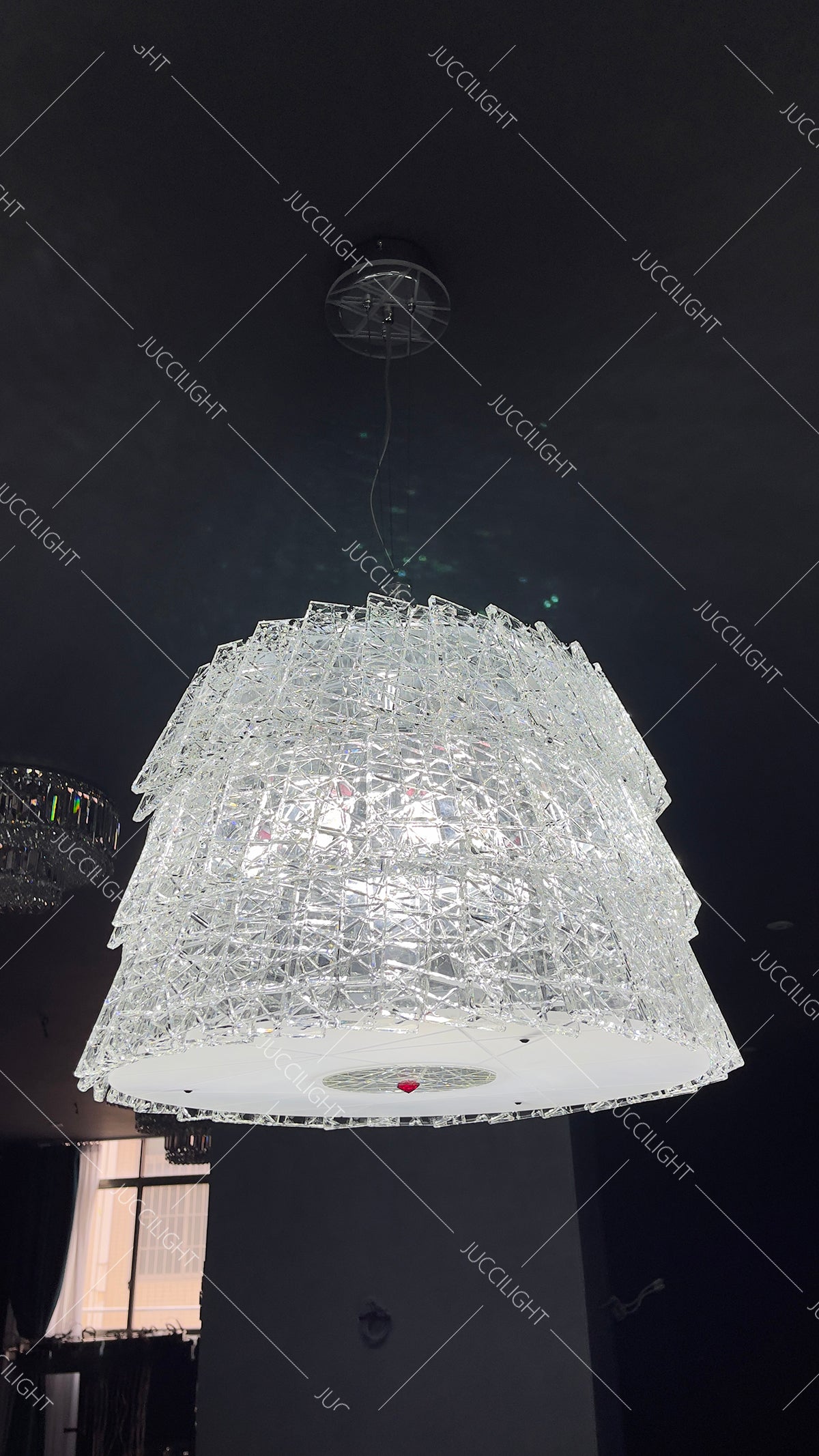 Tuile De Cristal Frozen Baccarat Crystal Chandelier