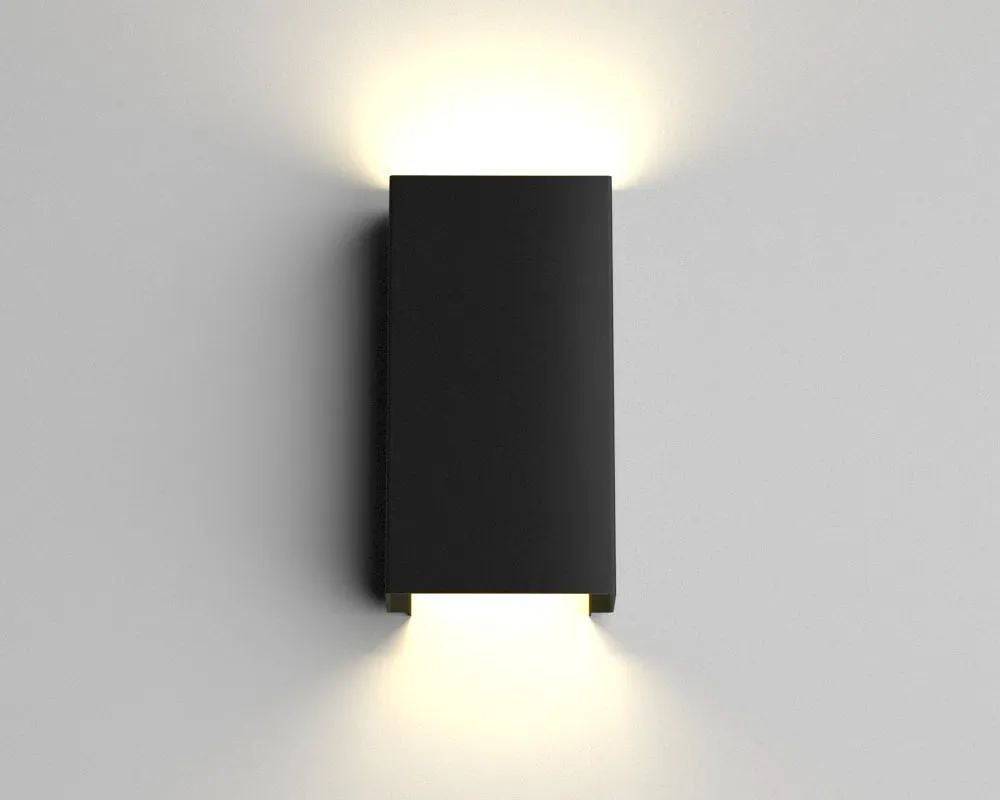 Squared Outdoor Wall Sconce - Black