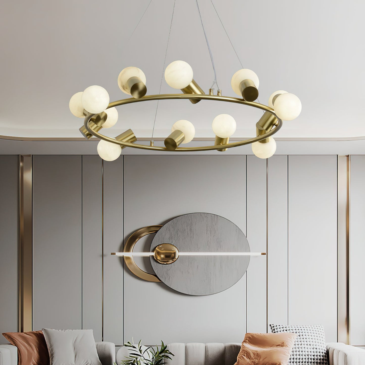 Raechelle Chandelier