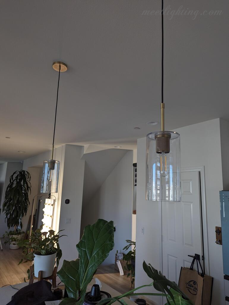 Ravelle Modern Glass Pendant Light-Meet Lighting