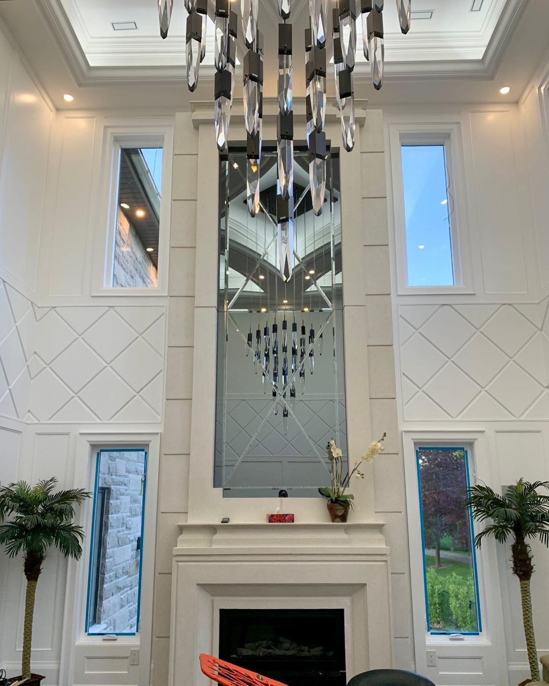 Modern Light Luxury Round/Rectangle Floating Glacier Crystal Chandelier in Black Finish for Kitchen Island/ Staircase/Living Room-MEET LIGHTING