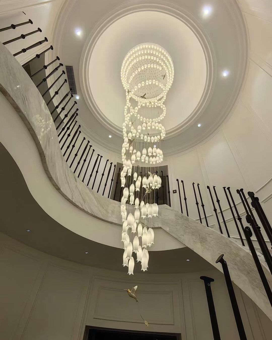 Modern White Ceramic Elegant Tulip Flower Chandelier For Foyer/Staircase-MEET LIGHTING