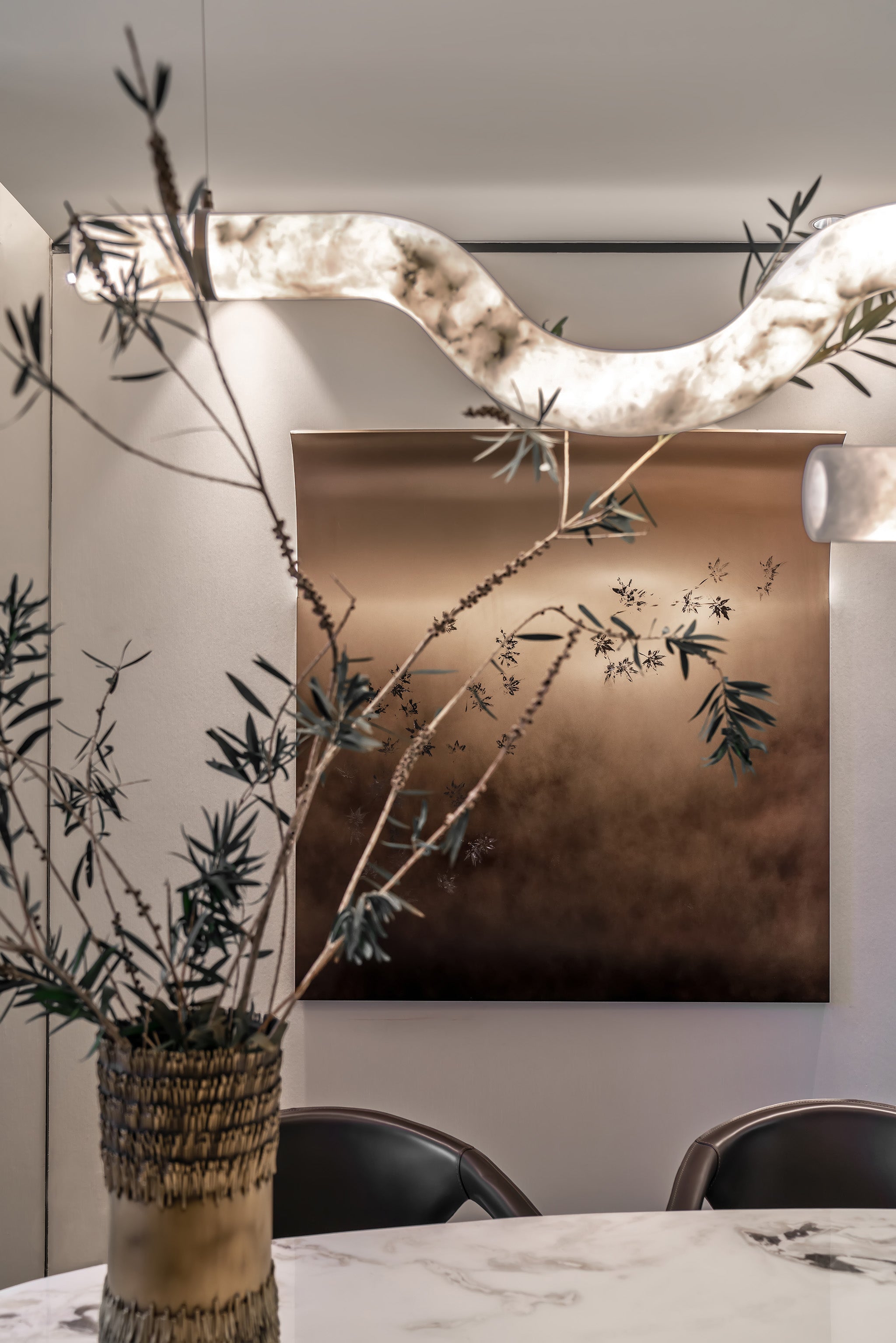 LED Linear Creative white Alabaster large copper Chandelier with straight/curved shape