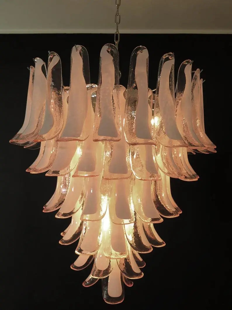 Murano Chandelier – 75 petals – Pink by Meetlighting