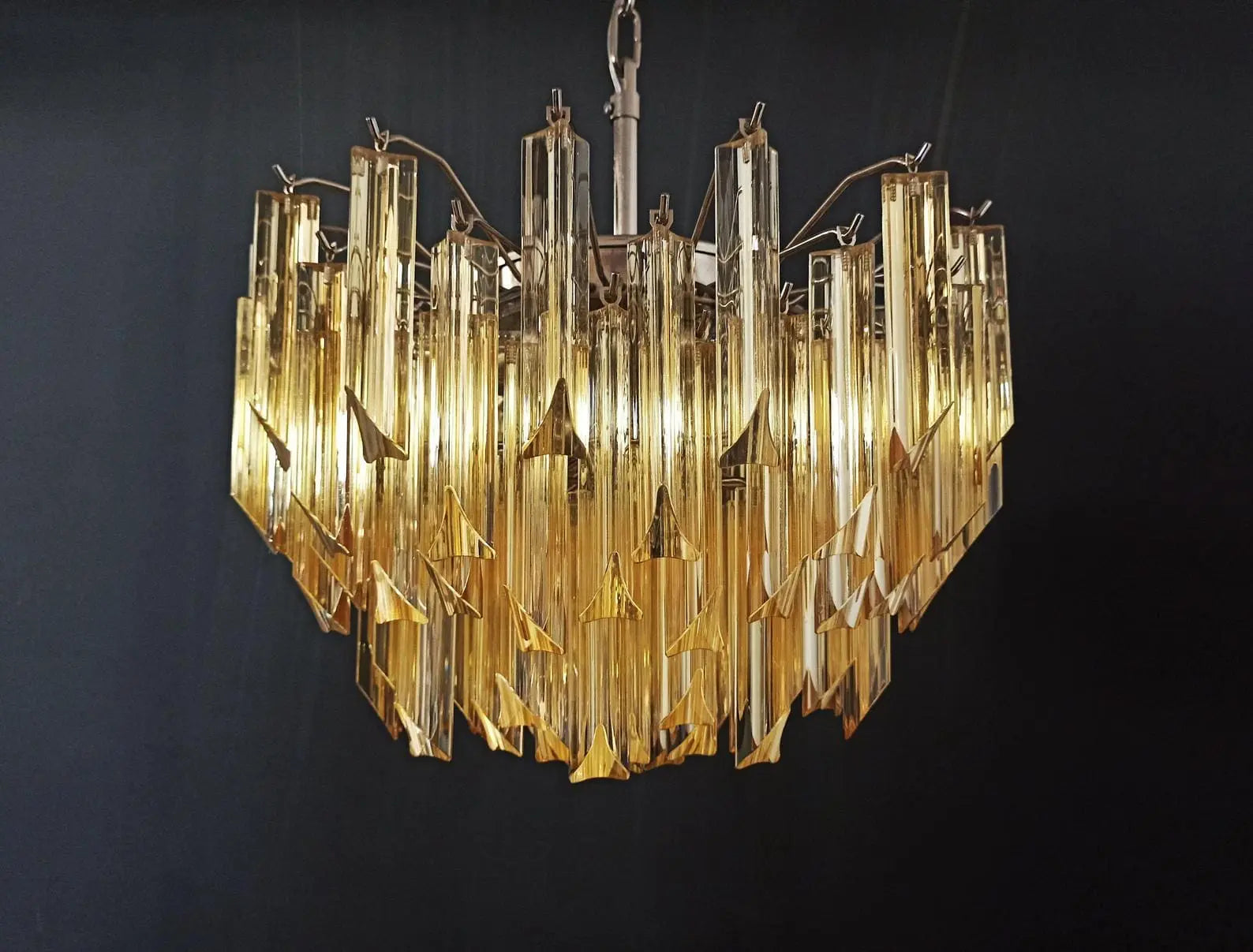 Murano Chandelier – 107 prisms – Yellow