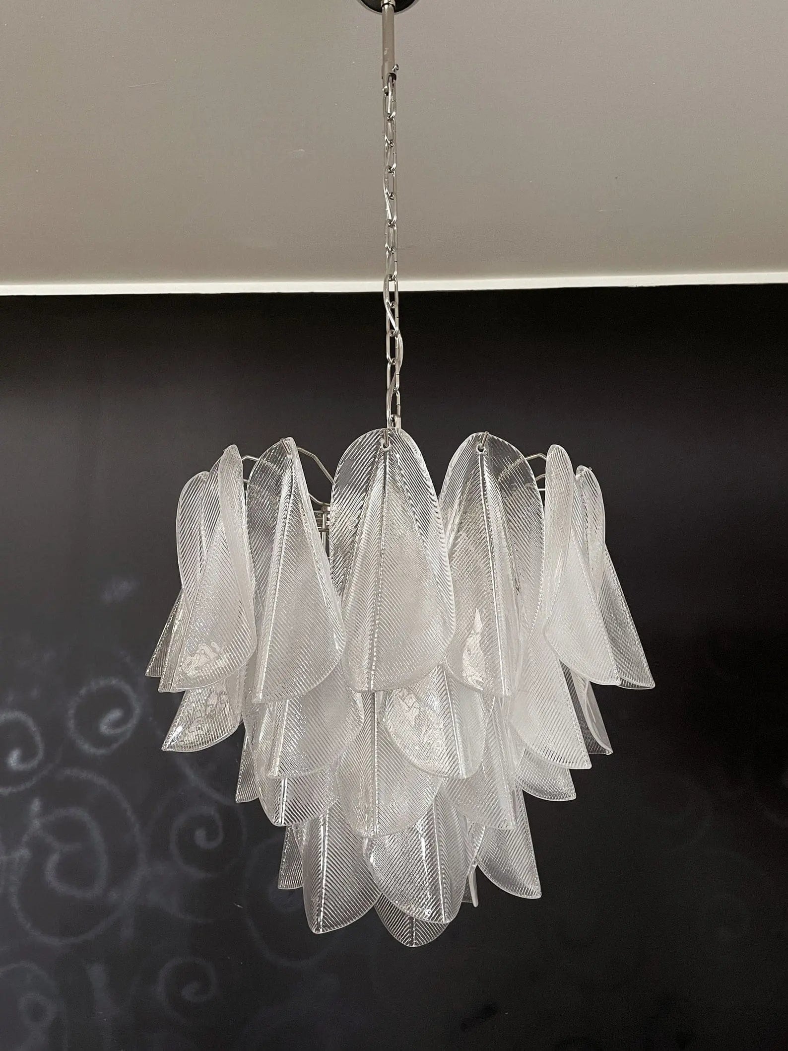 Murano Chandelier – Rondini – 41 glass leaves – Transparent by Meetlighting