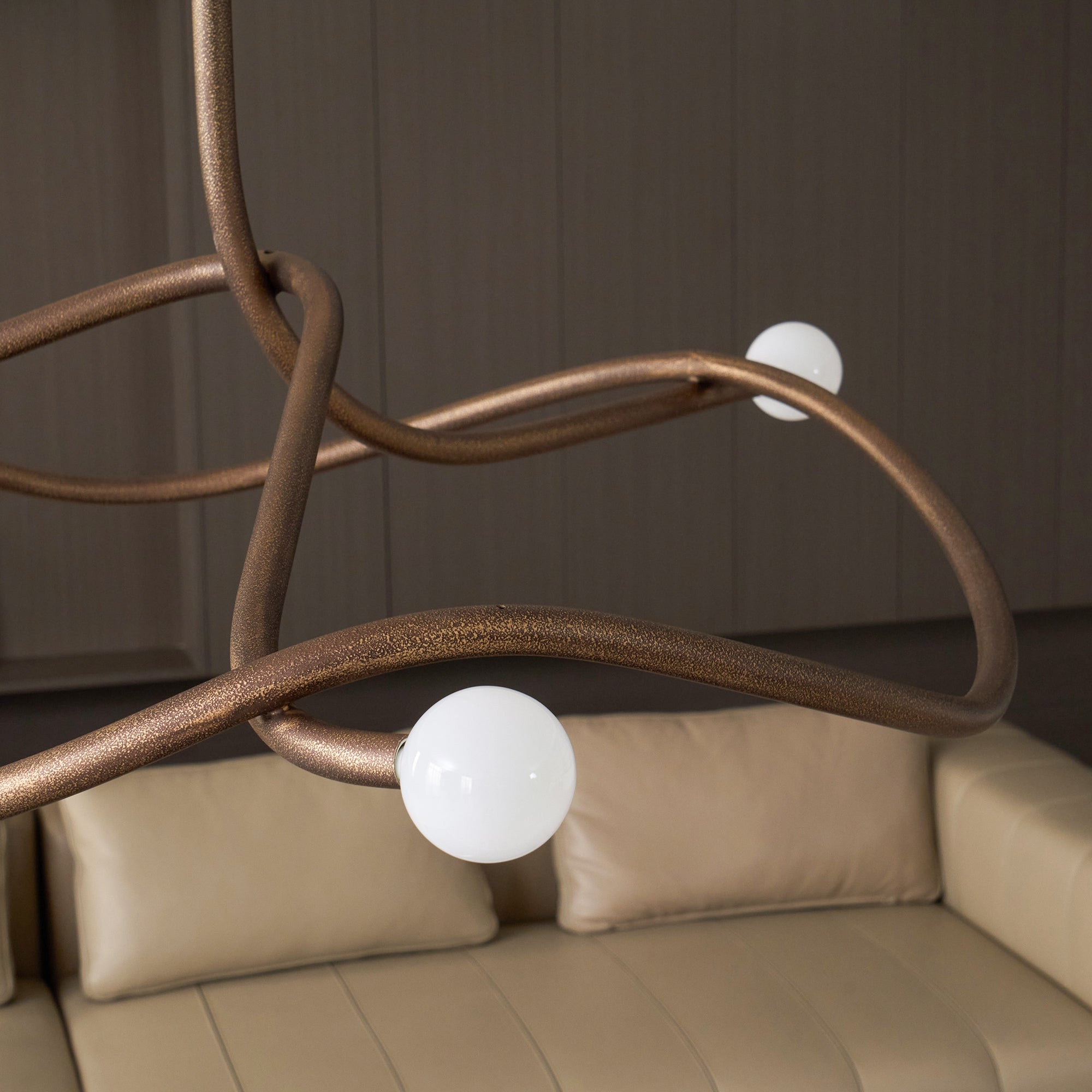 Tryst Chandelier - 3 lights ∅ 44.9″ x H 17.7″Antique BrassBlushlighting